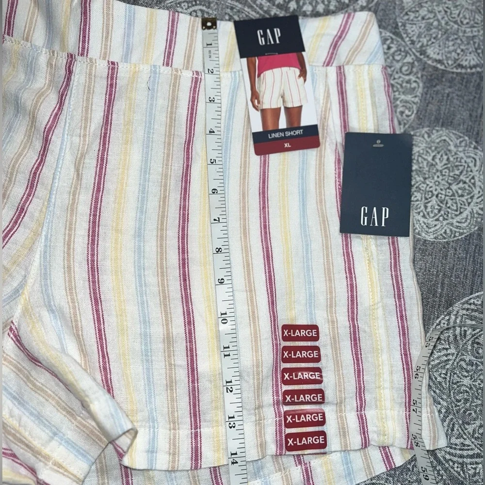 NWT Gap Ladies Linen Lightweight Breathable Pull On Elastic Waistband Short